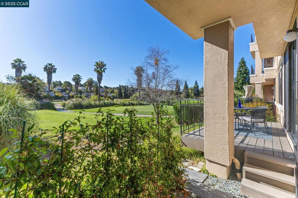 CANYON LAKES - Residential