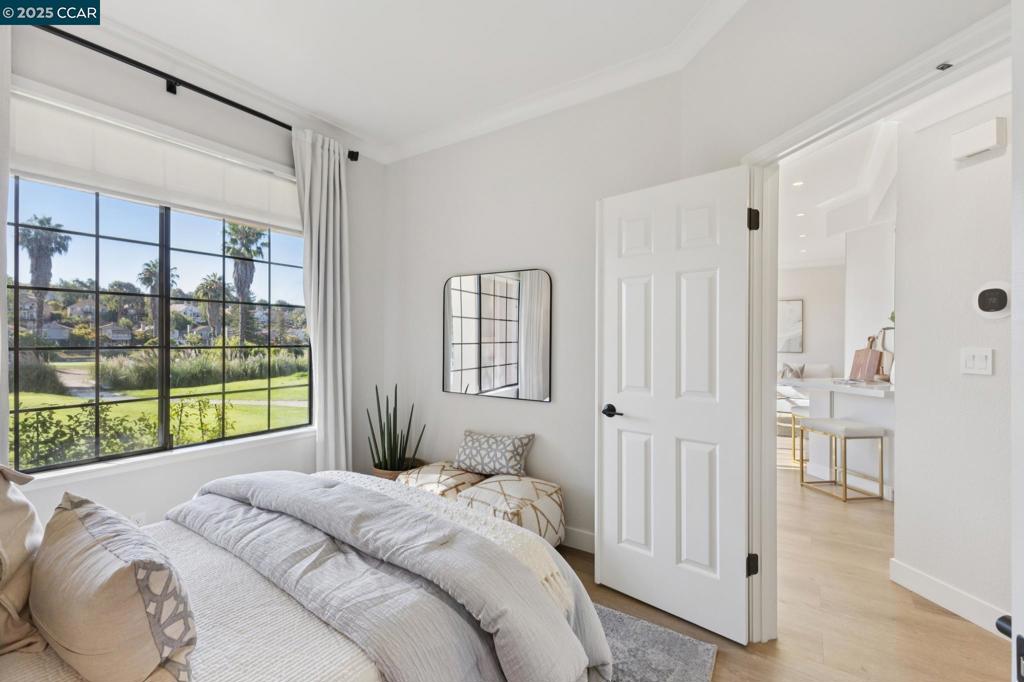 CANYON LAKES - Residential