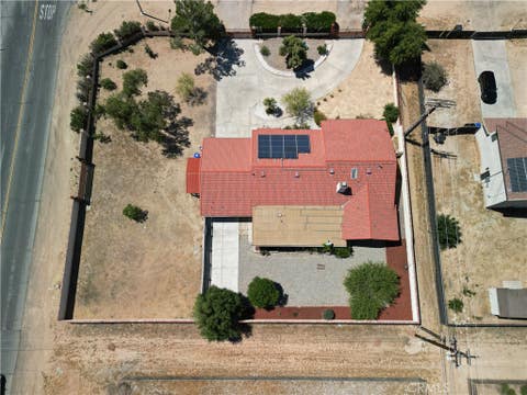 Photo of 20086 Yucca Loma RD, Apple Valley, CA 92307 (MLS # PW26117792)