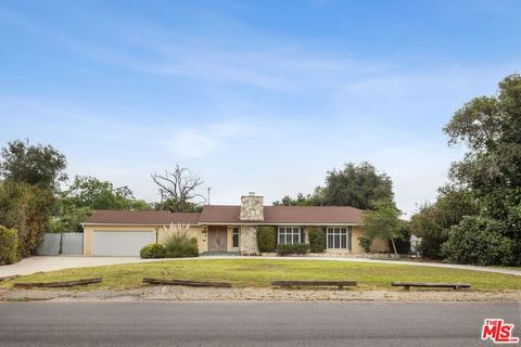 Photo of 6846 Wish Avenue, Van Nuys, CA 91406 (MLS # 26672257)
