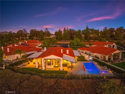 22901 Saint Annes CT Murrieta CA 92562