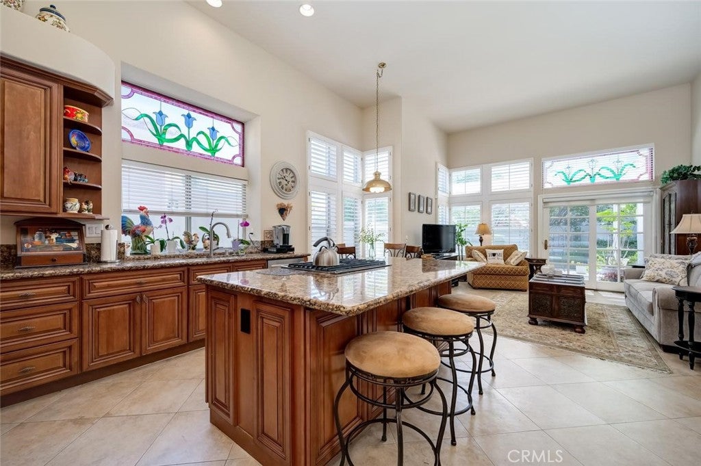 21488 Miramar, Mission Viejo CA 92692 - Photo 8