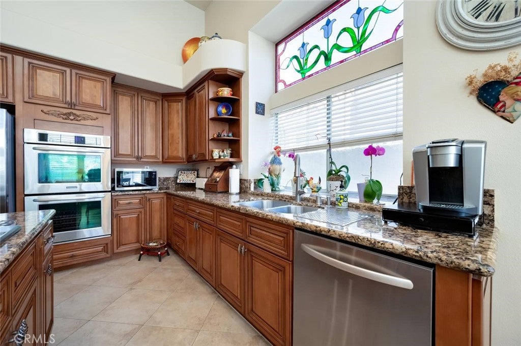 21488 Miramar, Mission Viejo CA 92692 - Photo 7
