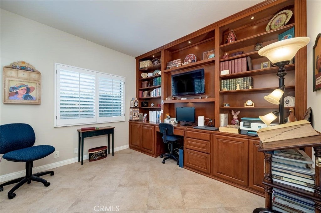 21488 Miramar, Mission Viejo CA 92692 - Photo 17