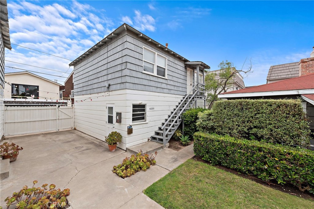 Corona del Mar North of PCH (CNHW) - Residential Lease