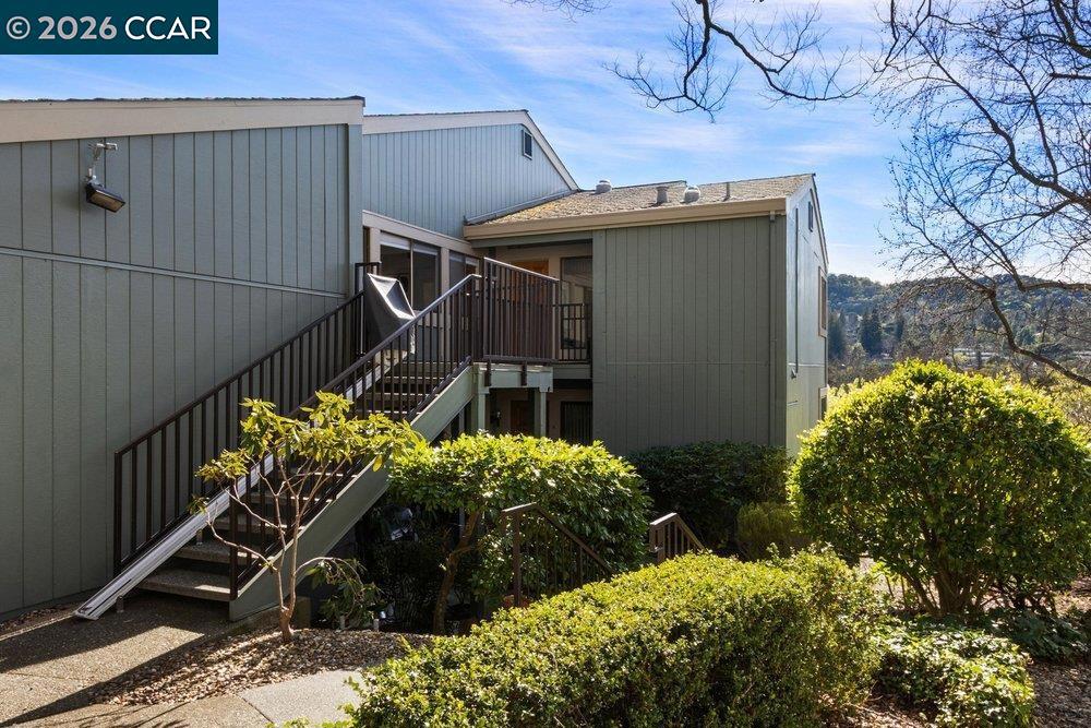 3050 3050 Rossmoor Parkway 5