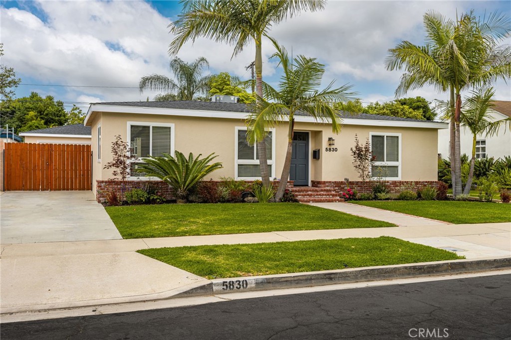 5830 E Fairbrook