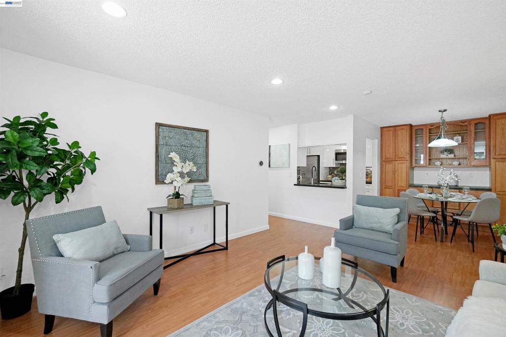39931 Cedar Blvd 104