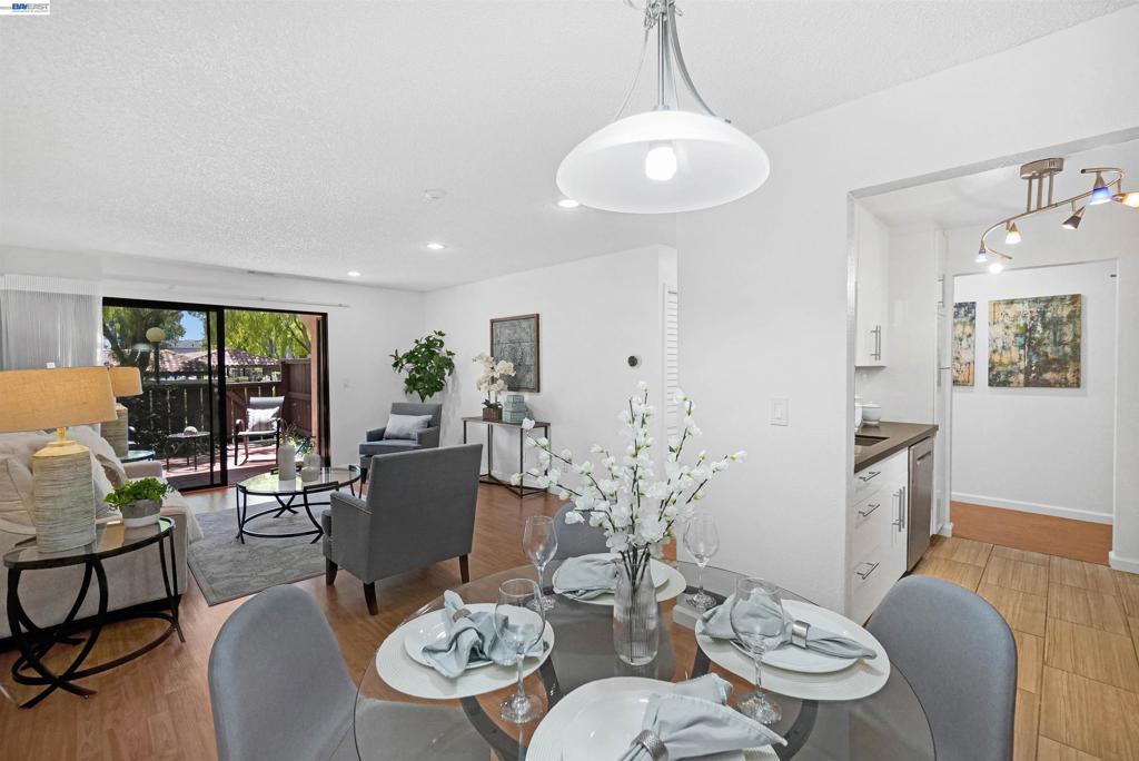 39931 Cedar Blvd 104