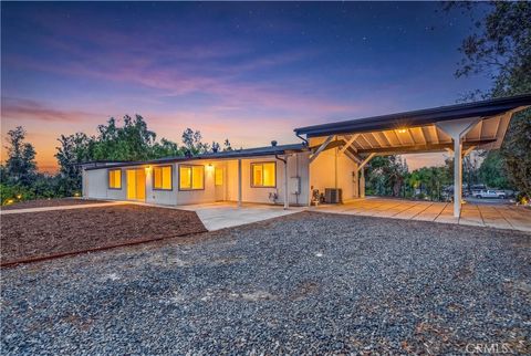 Tiny photo for 36210 Tonto Ln, Temecula, CA 92592 (MLS # SW26085114)