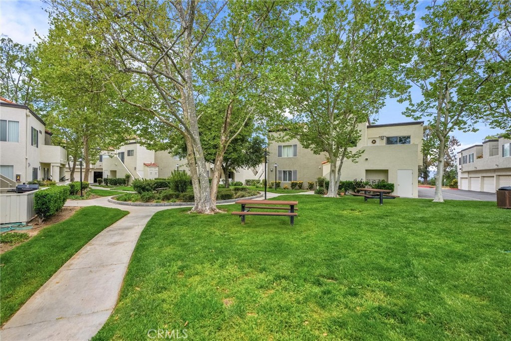 The Vistas (VAVI) - Residential