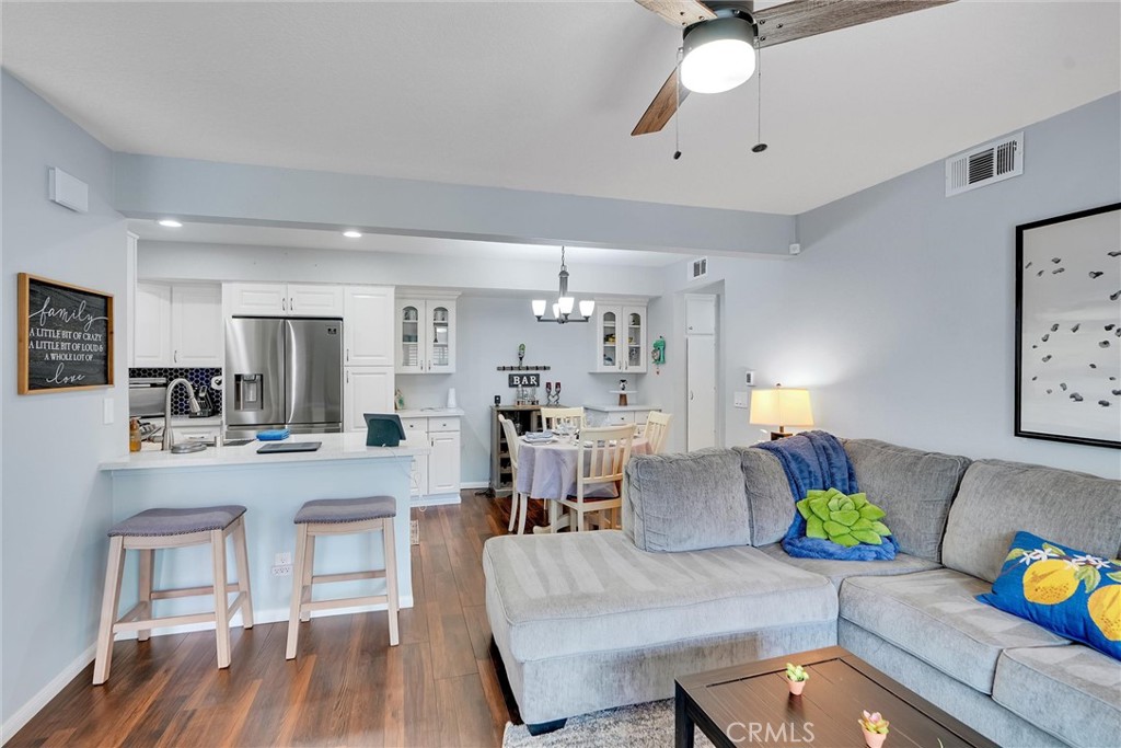 The Vistas (VAVI) - Residential