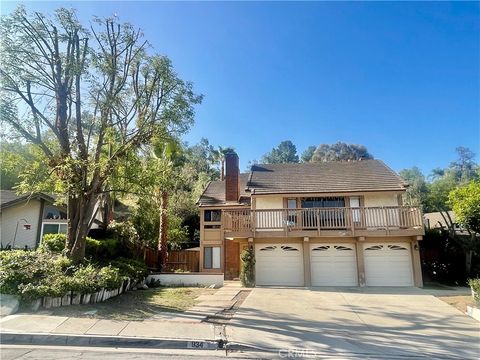 Photo of 934 Paseo Viento, San Dimas, CA 91773 (MLS # TR26064777)