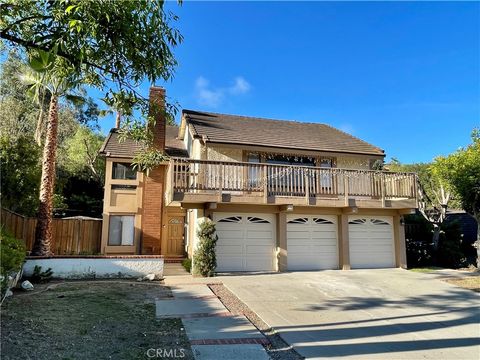 Photo of 934 Paseo Viento, San Dimas, CA 91773 (MLS # TR26064777)