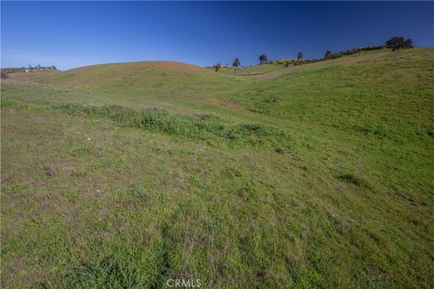 Tiny photo for 1641 Sutliff Road, Paso Robles, CA 93446 (MLS # NS26030854)