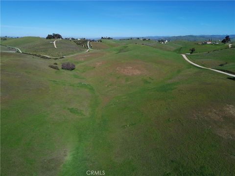 Tiny photo for 1641 Sutliff Road, Paso Robles, CA 93446 (MLS # NS26030854)