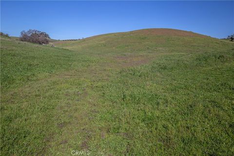 Tiny photo for 1641 Sutliff Road, Paso Robles, CA 93446 (MLS # NS26030854)