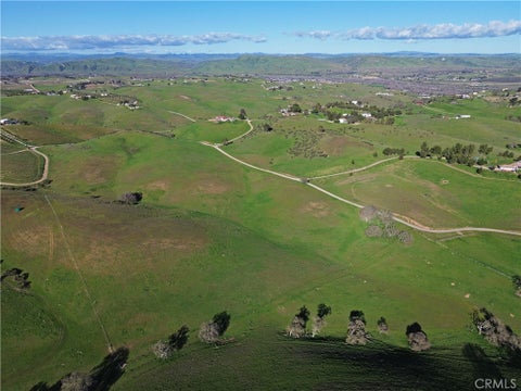 Tiny photo for 1641 Sutliff Road, Paso Robles, CA 93446 (MLS # NS26030854)