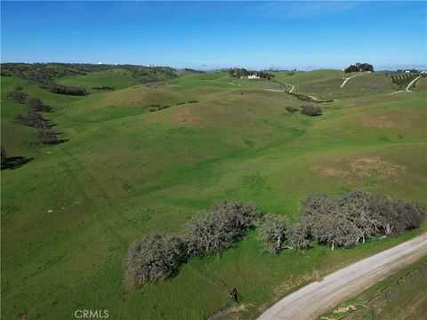 Tiny photo for 1641 Sutliff Road, Paso Robles, CA 93446 (MLS # NS26030854)