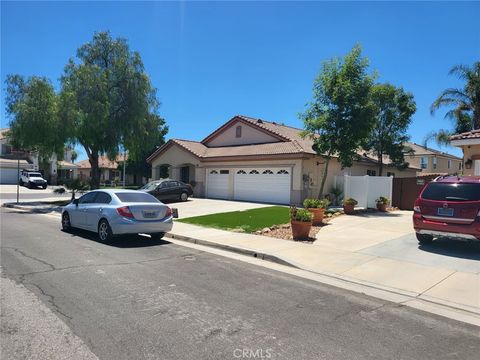 Tiny photo for 25375 Forest Wood Cir Cir, Menifee, CA 92584 (MLS # PW25214784)