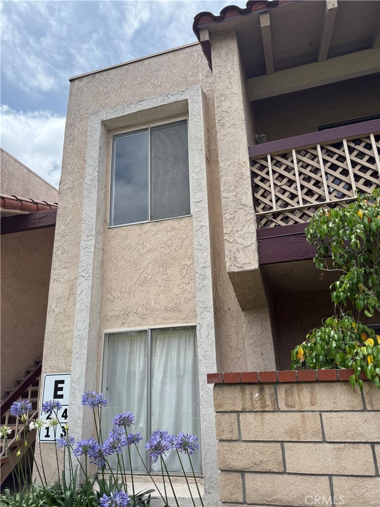 700 W La Veta AVE