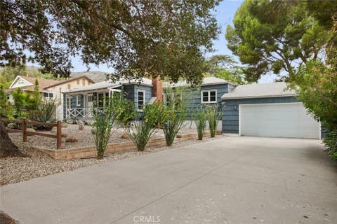Photo of 10215 Eldora Avenue, Sunland, CA 91040 (MLS # BB26179470)