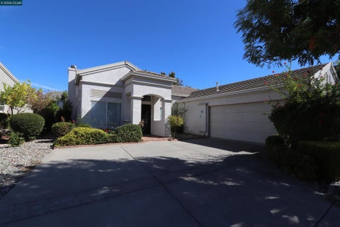 Photo of 1871 Jubilee Dr DR, Brentwood, CA 94513 (MLS # 41150275)