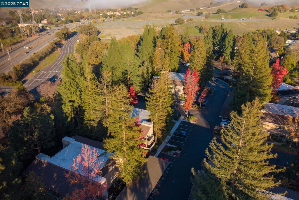 KIRKWOOD KNOLLS - Residential