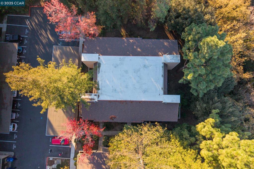 KIRKWOOD KNOLLS - Residential