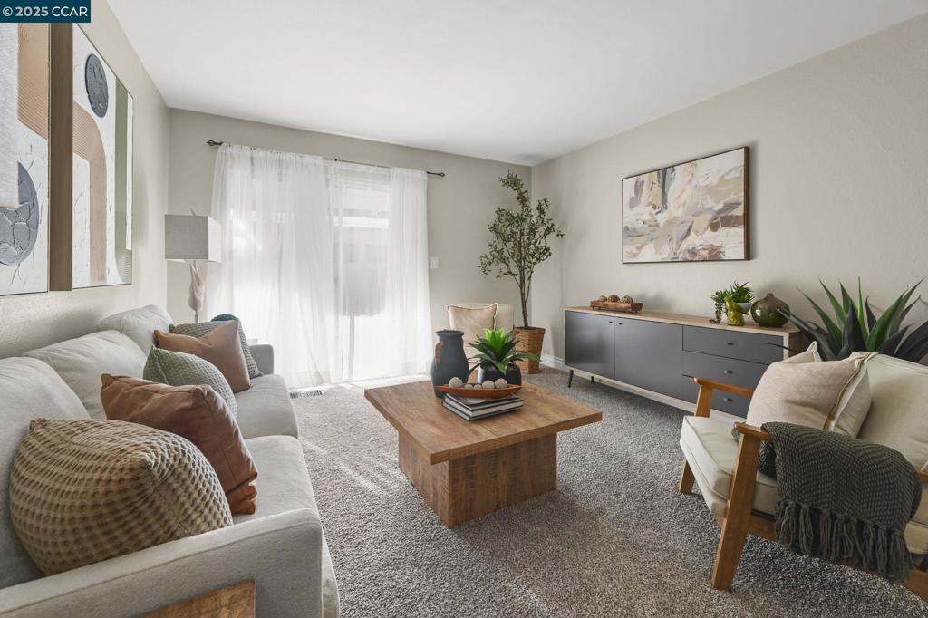 KIRKWOOD KNOLLS - Residential