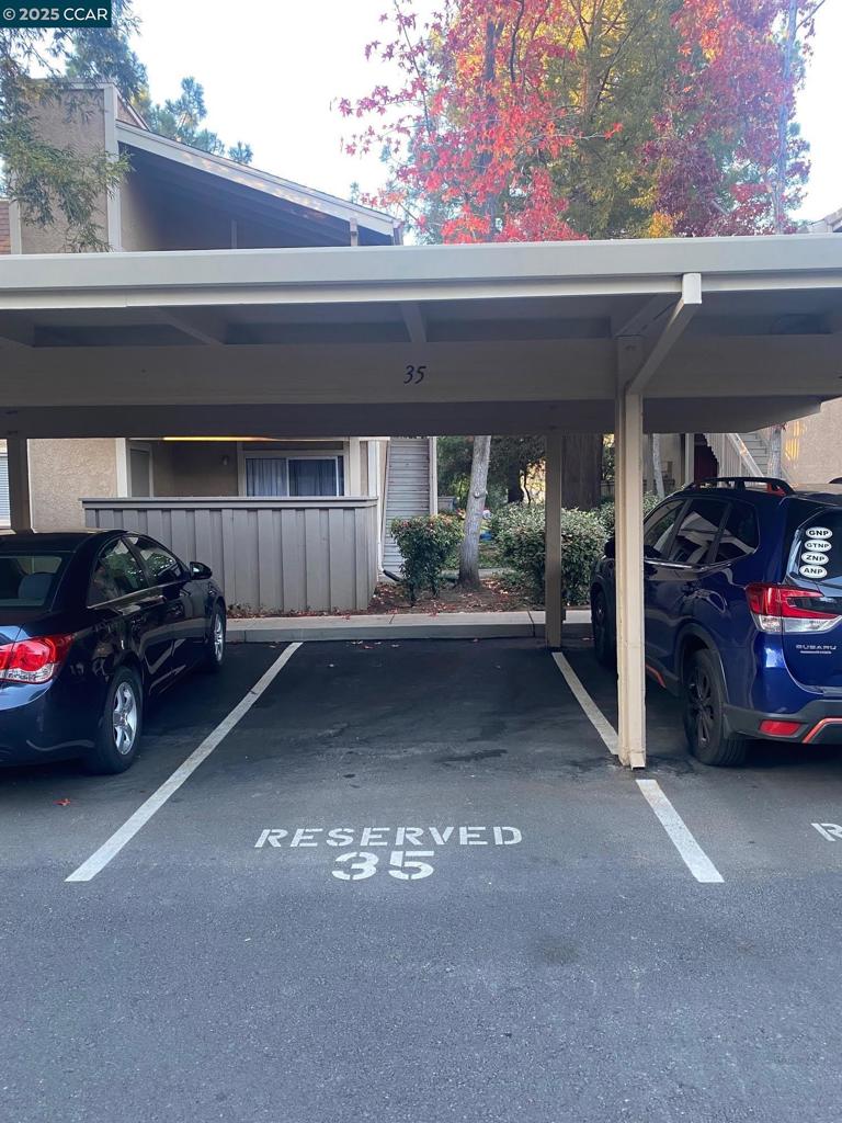 KIRKWOOD KNOLLS - Residential