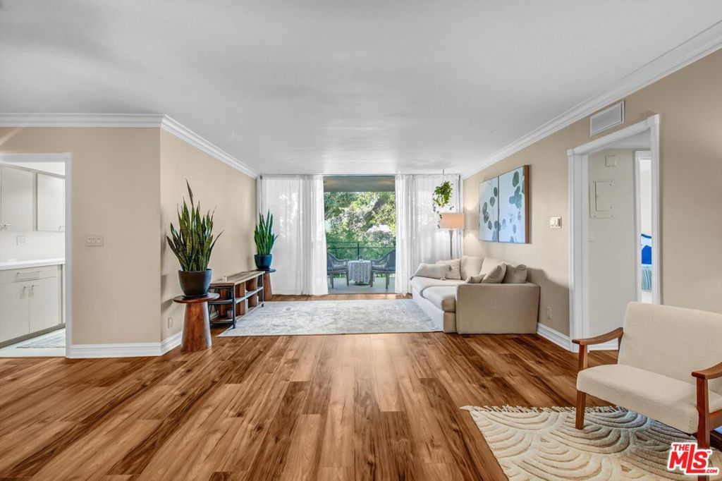 Photo of 289 S Barrington Avenue #A102, Los Angeles, CA 90049 (MLS # 26657481)