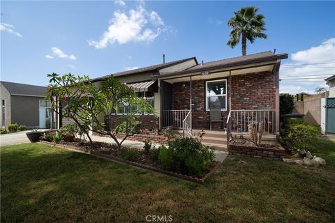 5639 Blackthorne Avenue Lakewood CA 90712