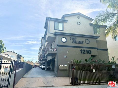 Photo of 1210 W 39th Street #5, Los Angeles, CA 90037 (MLS # 26642339)