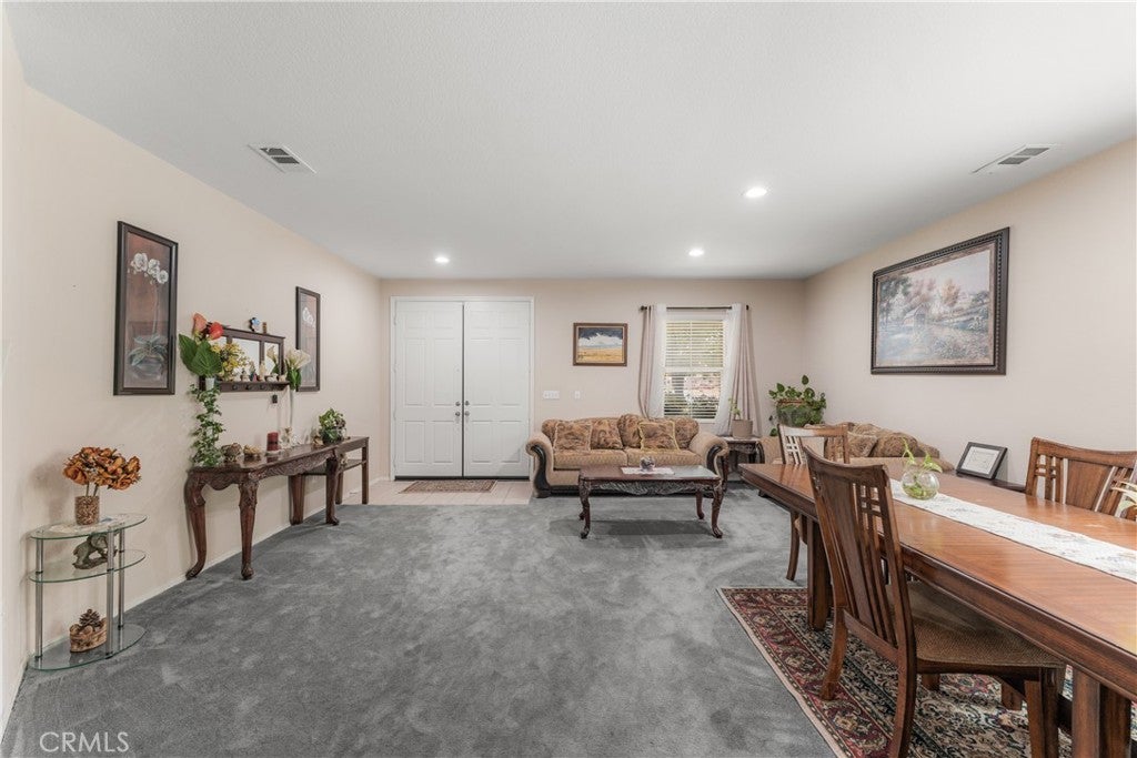 2821 E Avenue J4