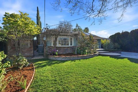 Tiny photo for 404 Shamrock Drive, Campbell, CA 95008 (MLS # ML82037467)