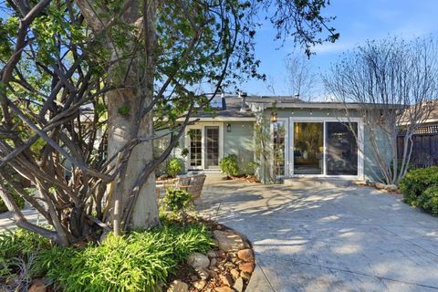 Tiny photo for 404 Shamrock Drive, Campbell, CA 95008 (MLS # ML82037467)