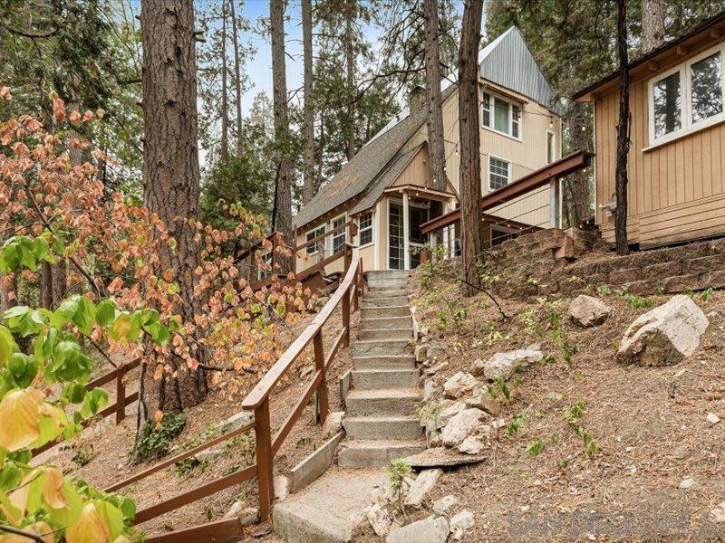 27961 Rainbow Dr.