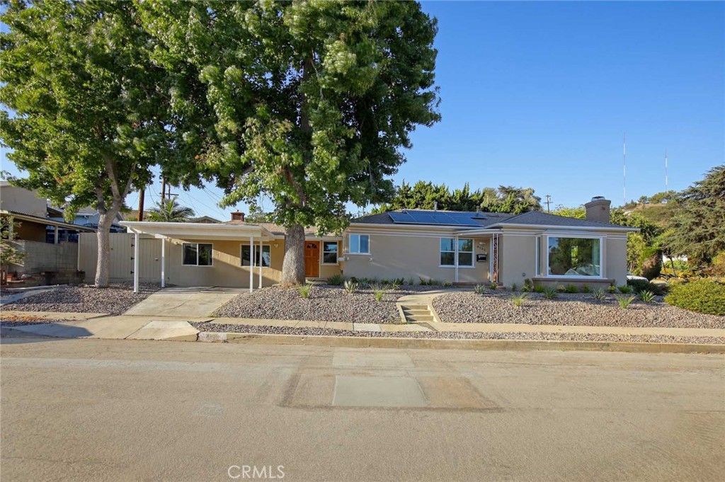 Photo of 4545 W Avenue 41 Ave, Glassell Park, CA 90065 (MLS # GD25267139)