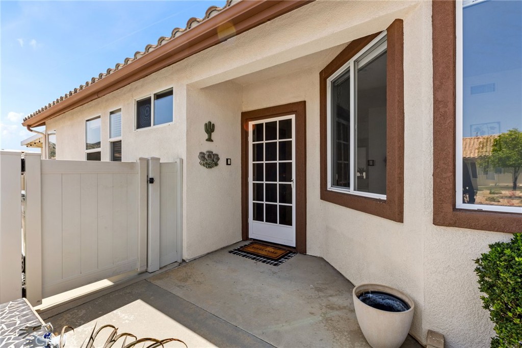 6112 Turnberry Drive