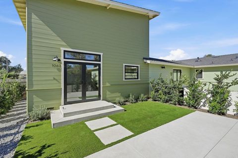 Photo of 1063 Buena Vista, Carlsbad, CA 92008 (MLS # NDP2601272)