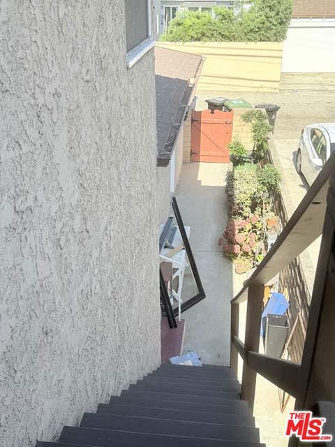 Tiny photo for 2616 S Barrington Avenue, Los Angeles, CA 90064 (MLS # 26851823)