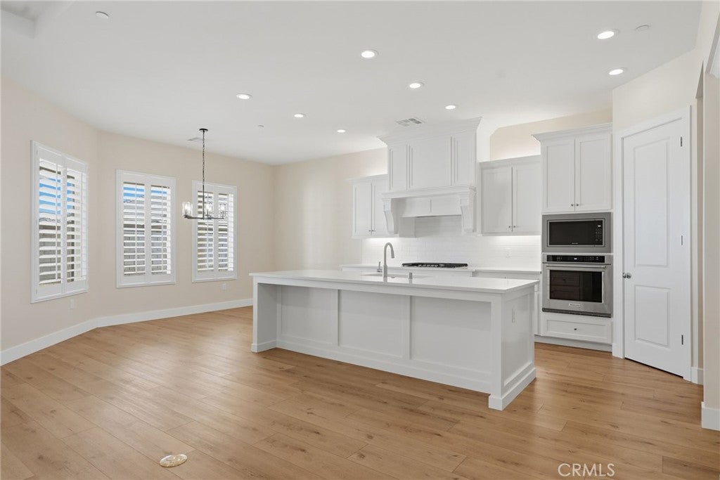 16513 Starview Court