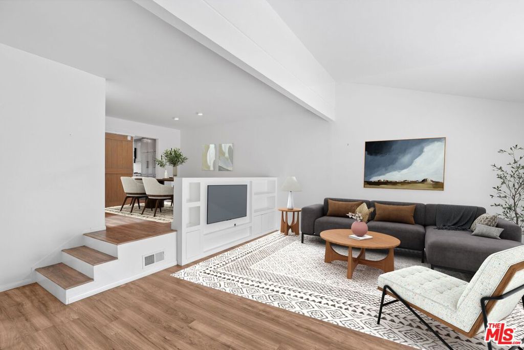 17114 palisades circle
