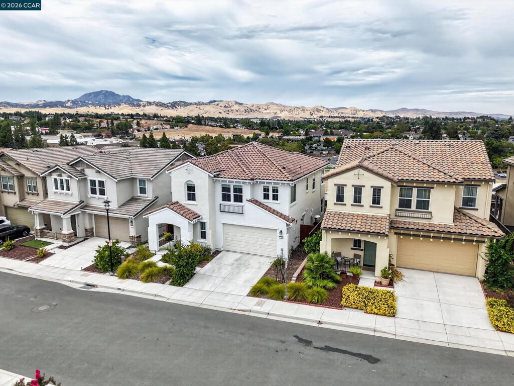 2780 Lily Ct