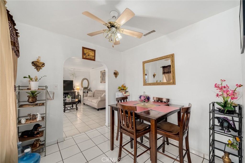 Properties 4 4236 Cortland Street