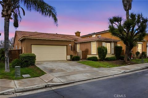 3860 Bella Isola Perris CA 92571
