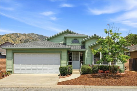 Photo of 13691 Gavina ave Ave #417, Sylmar, CA 91342 (MLS # SR26097427)