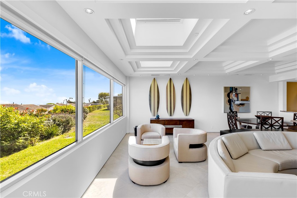 Welcome to 31302 Cavallo Lane, a beautifully remodeled single-level home in Laguna Niguel’s highly desirable Monarch Summit II, a 55+ age-restricted community. Offering over 2,060 sq. ft. of elegant living space, this residence combines modern luxury with breathtaking panoramic ocean views.
Inside, an open-concept floor plan is filled with natural light and designer finishes. The chef’s kitchen is a true showpiece, featuring custom cabinetry, premium countertops, and top-of-the-line appliances. Both bathrooms have been completely redesigned with spa-inspired details, creating a retreat-like atmosphere.
The spacious living and dining areas flow seamlessly to the backyard, where coastal sunsets and sweeping ocean vistas set the stage for relaxed evenings and entertaining. With its thoughtful single-story layout, this home offers comfort, functionality, and style in every detail.
Ideally located just minutes from world-class beaches, shopping, dining, and local attractions, 31302 Cavallo Lane provides the ultimate Southern California lifestyle in one of Laguna Niguel’s most sought-after communities.
