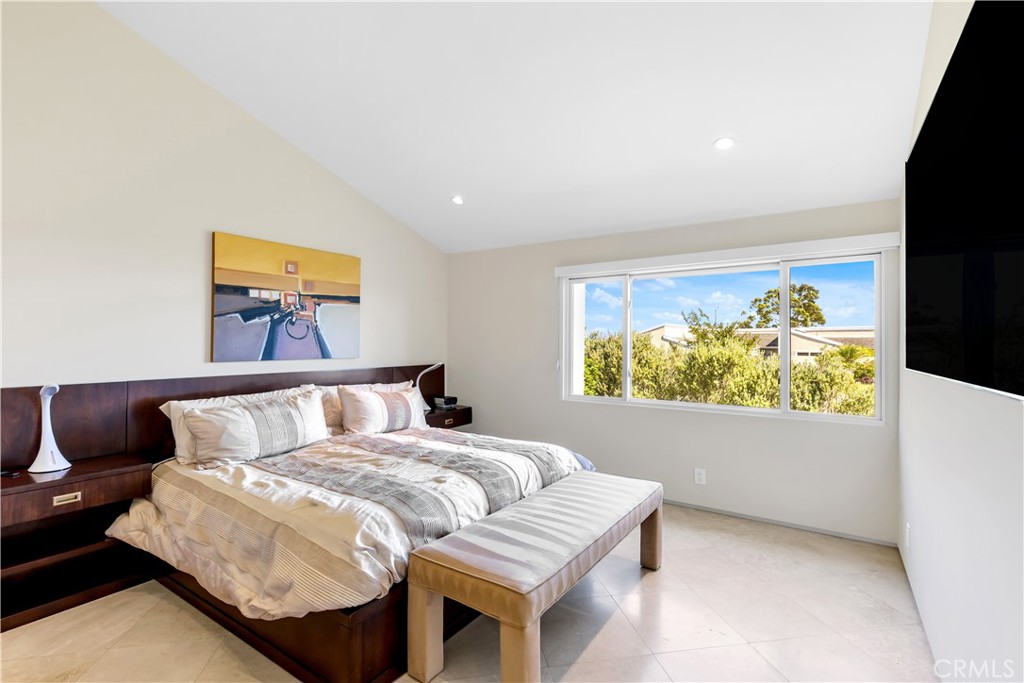 Monarch Summit II (MS2) - Residential Lease